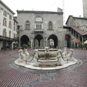 fontana bergamo (FILEminimizer)